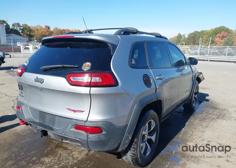 2015 Jeep Cherokee Trailhawk from USA, damaged, VIN 1C4PJMBS0FW527916